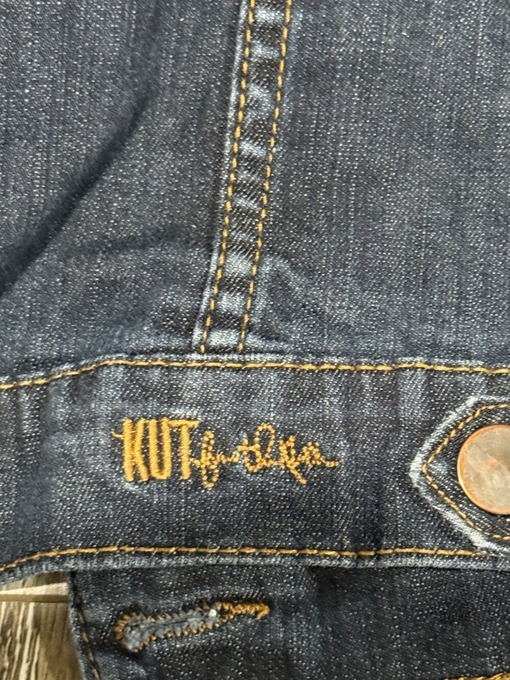 Kut From The Kloth Womens Dark Wash Denim Jacket Large Button Front Classic Styl - Picture 8 of 8